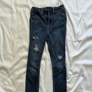 Hollister Ultra High Rise Jean Legging 00S W 23 L 26
